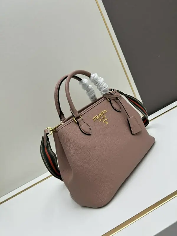 prada aaa qualite sac a main  pour femme s_12254261